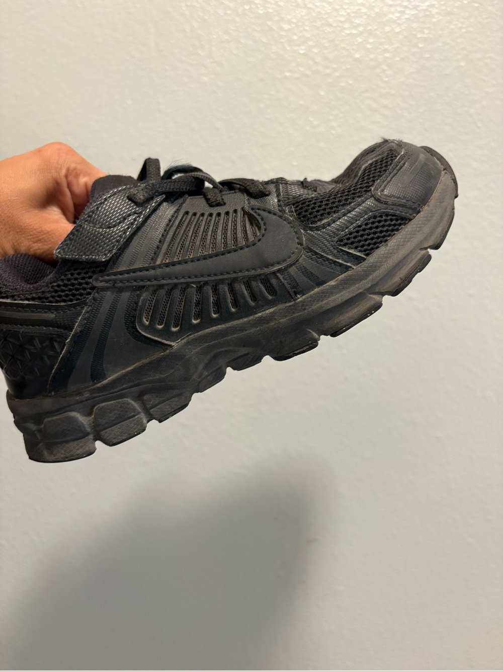 Nike Kids Black Athletic Sneakers with Hook-and-Loop Strap